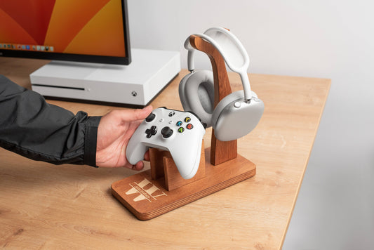 Personalized Wooden Controller & Headphone Stand  - Walnut - Madeset