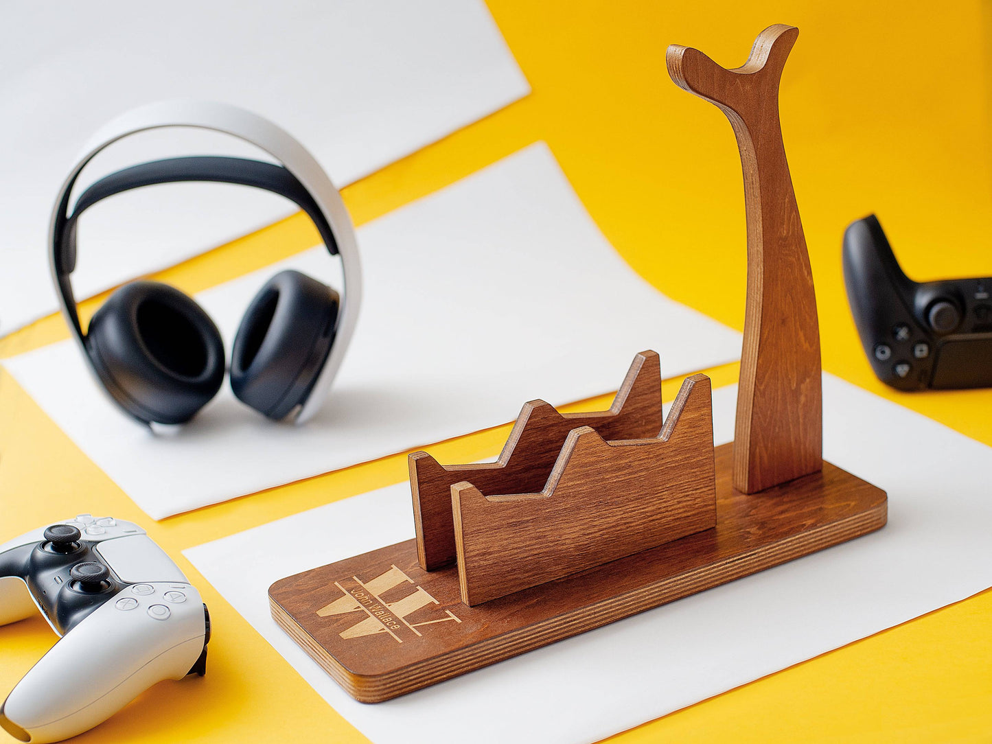 Teen Boy Gifts | Xbox / PS5 Controller Stand - Walnut - Madeset