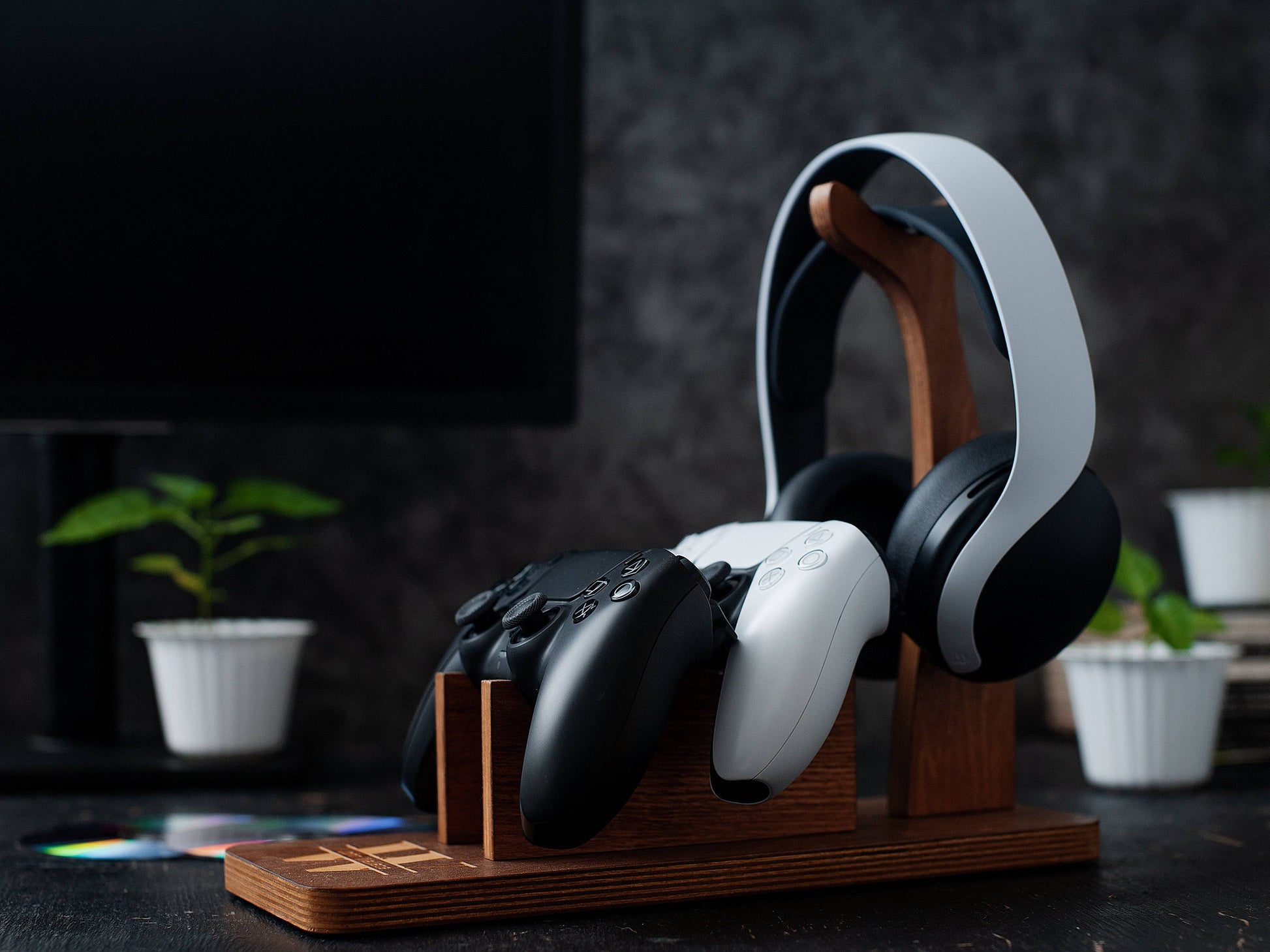 Gifts for Gamers | Headset and Controller Stand -  Walnut - Madeset