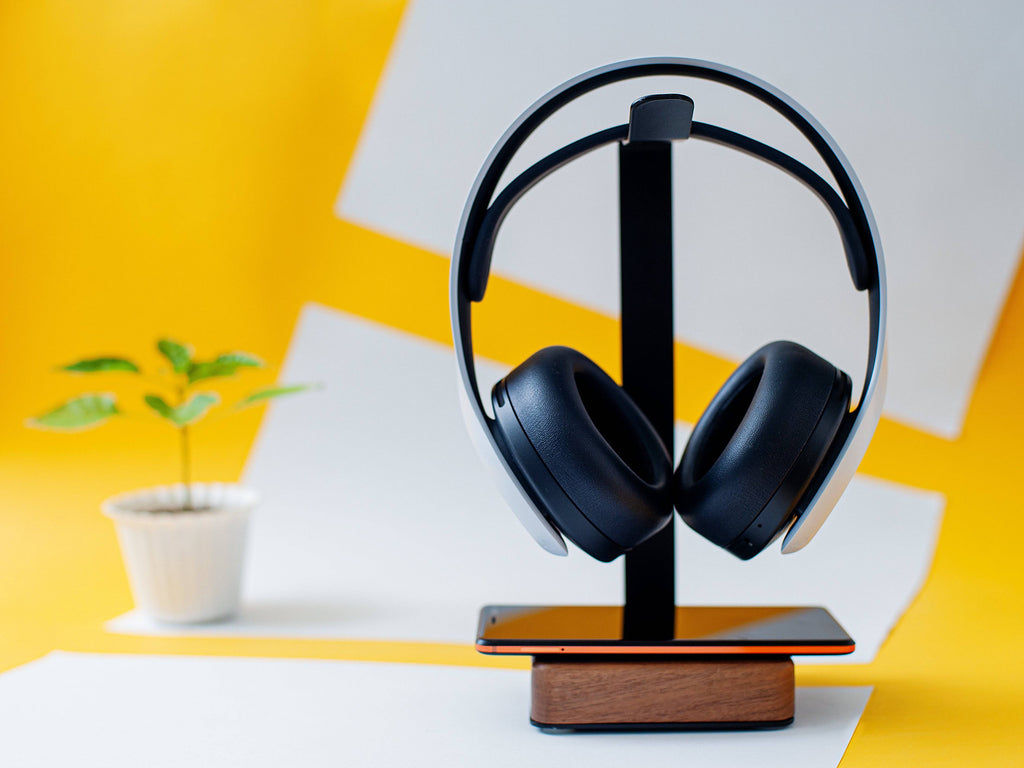 Wireless Charger Wood Headphone Stand: Stylish Desk Accessory - Madeset